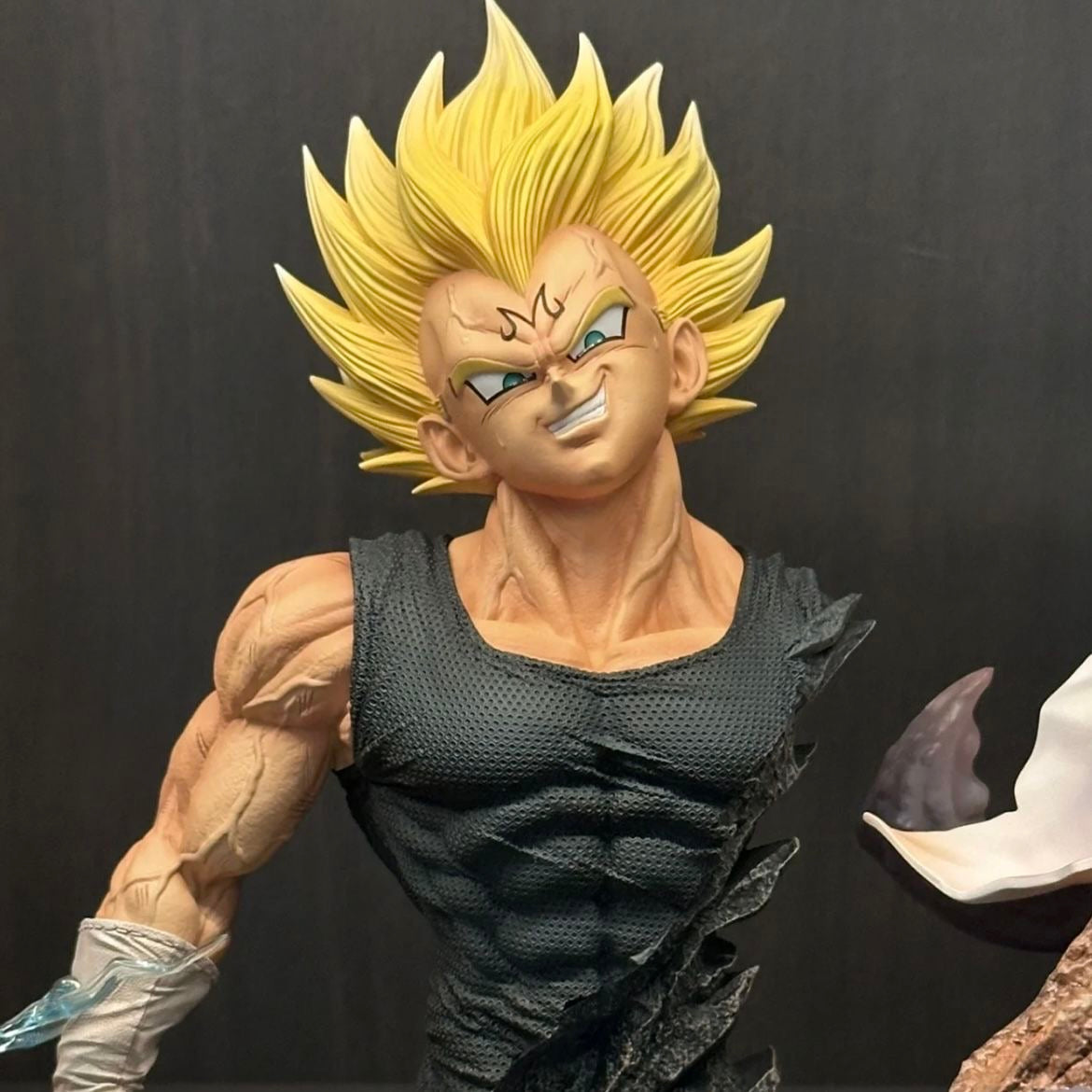 Vegeta IV Half Body Statue Anime Action Figure